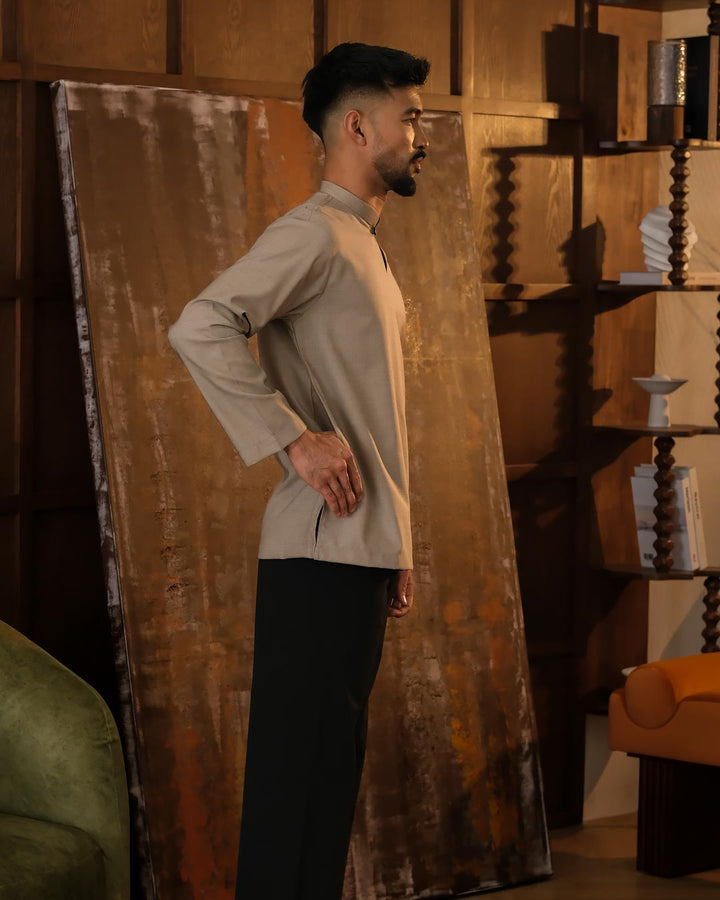 Kurta Sena - Khakis