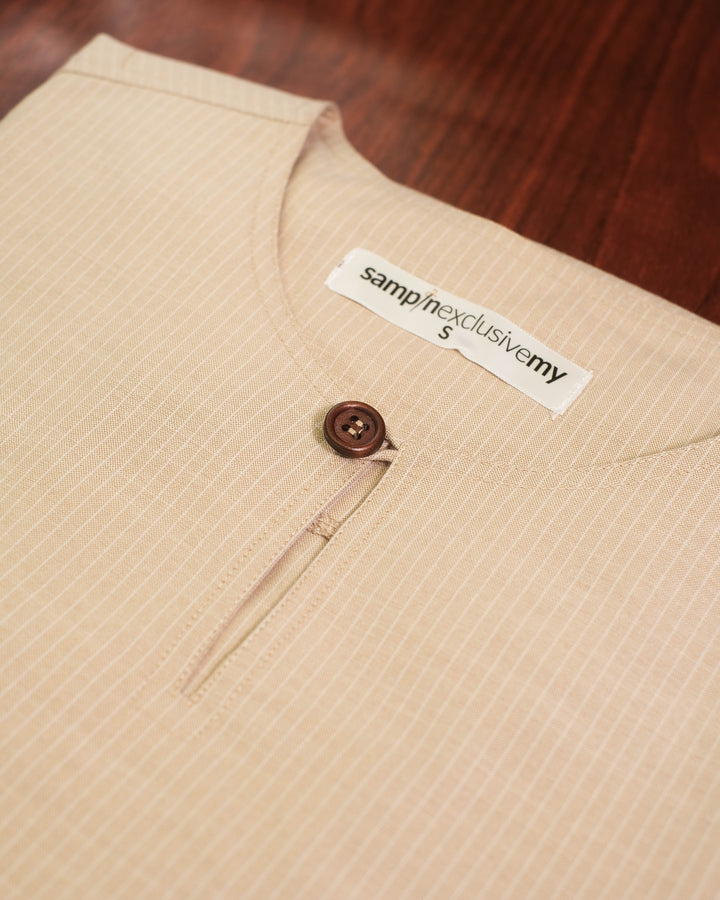 Kurta Malek Garis - Nude