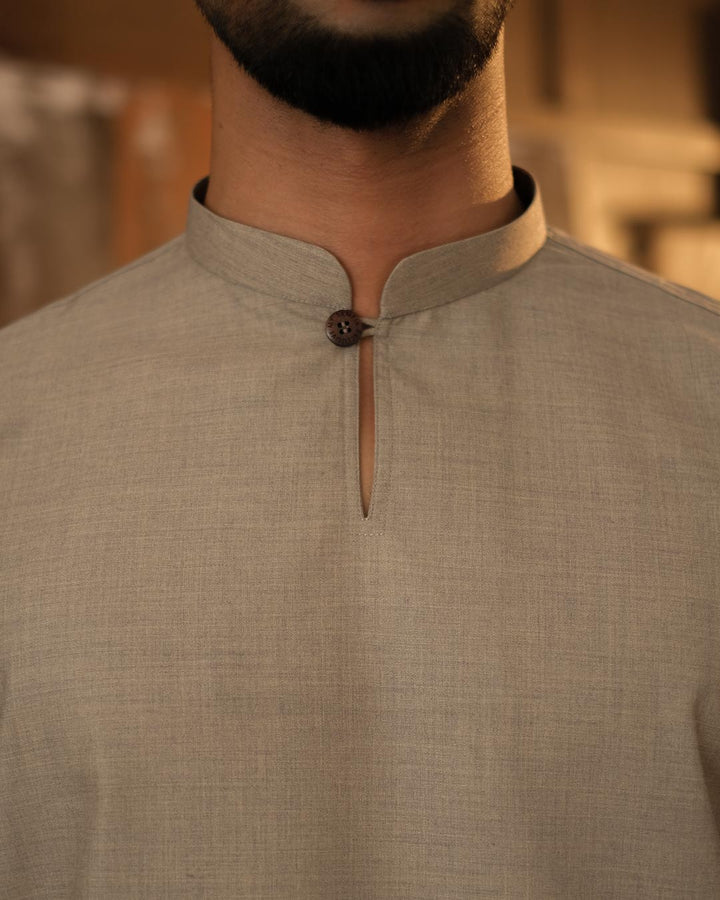Kurta Sena - Khakis