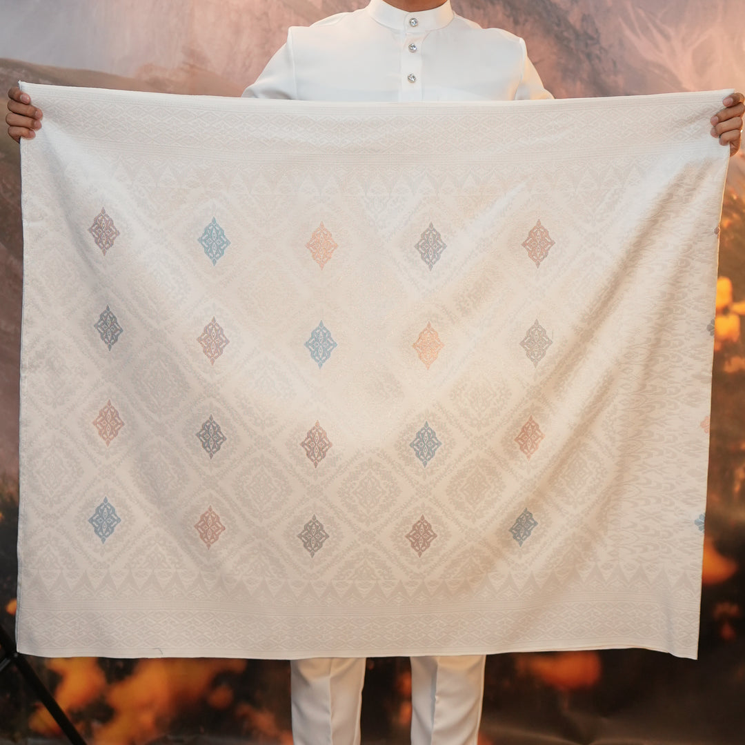 Sampin Eleanor 840 - Offwhite Silver & Mix Colour
