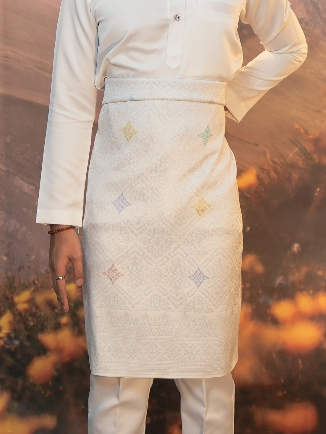 Sampin Eleanor 841 - Offwhite Silver & Mix Colour