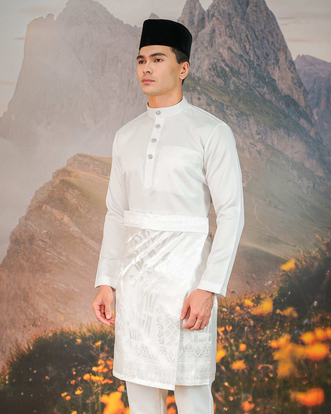 Nirmala Instant Sampin Adult - Offwhite & Silver