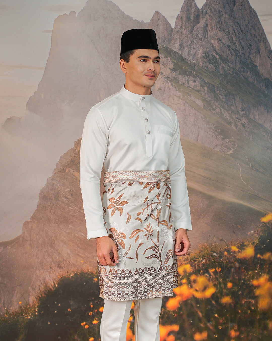 Cenderawasih Instant Sampin Adult - Offwhite & Brown