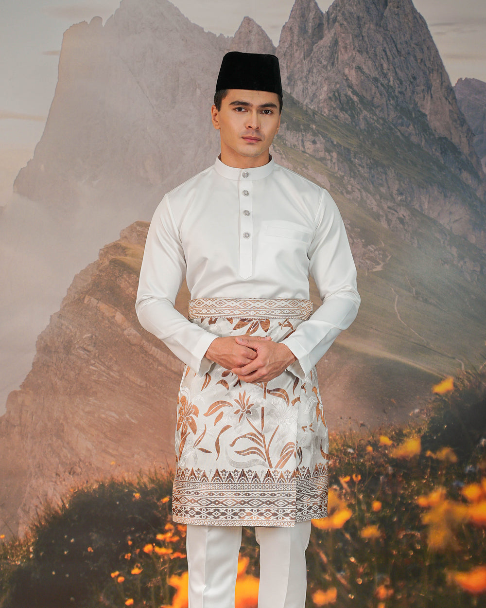 Cenderawasih Instant Sampin Adult - Offwhite & Brown - SampinExclusiveMy