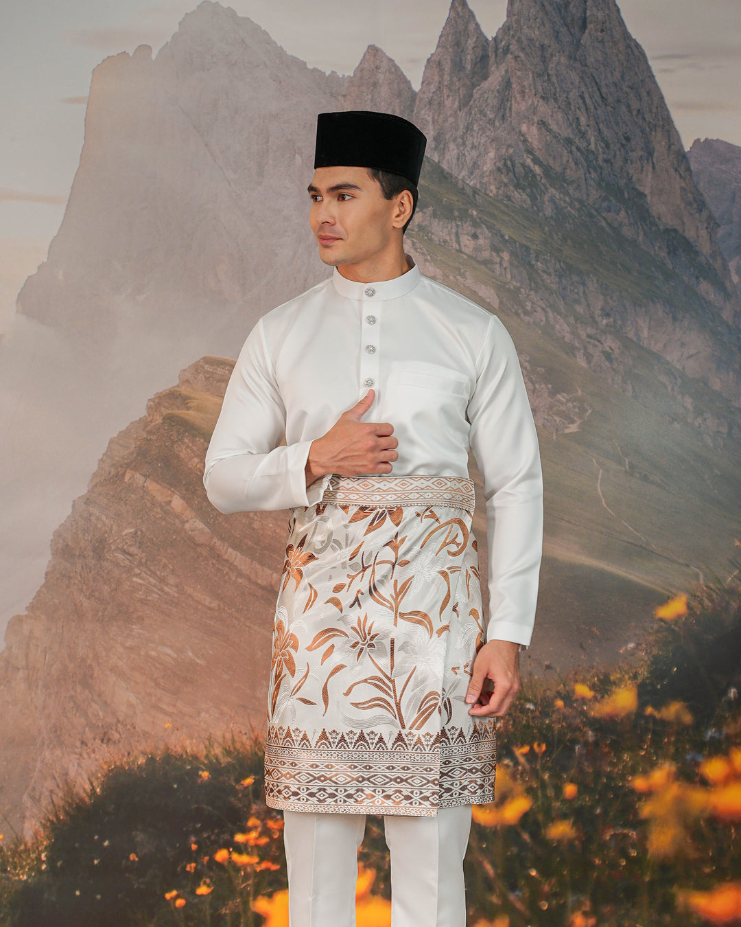 Cenderawasih Instant Sampin Adult - Offwhite & Brown