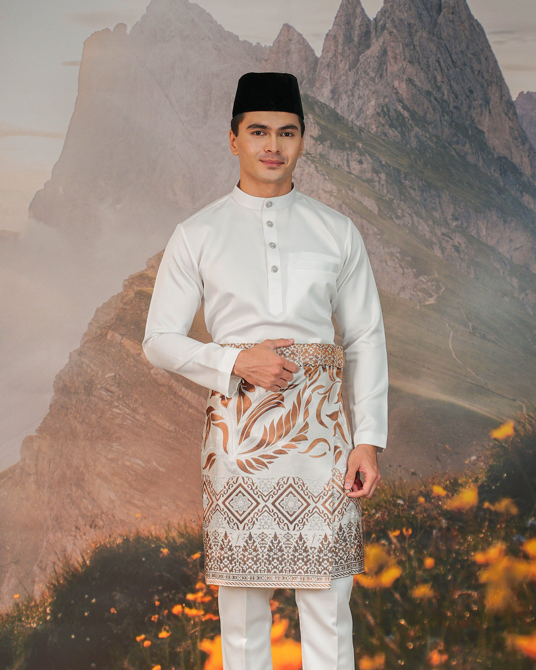 Teratai Instant Sampin Adult - Offwhite & Brown