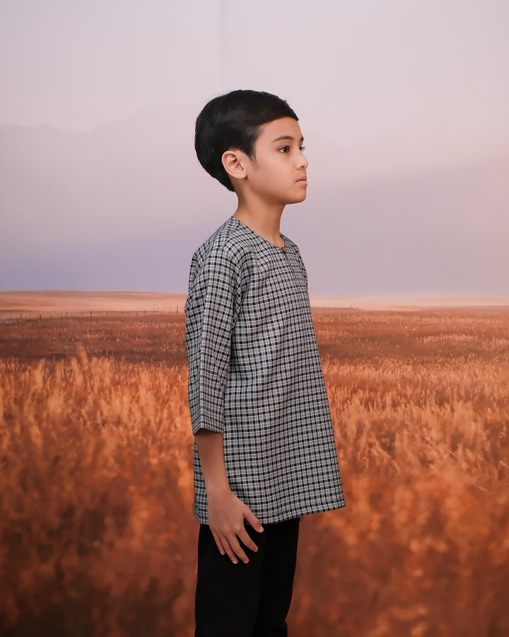 Kurta Larik Petak Kid - Black