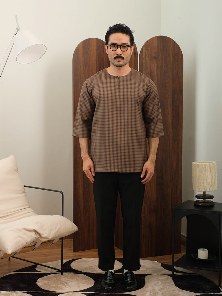 Kurta Larik Petak - Rich Brown