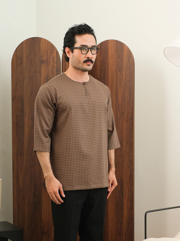 Kurta Larik Petak - Rich Brown