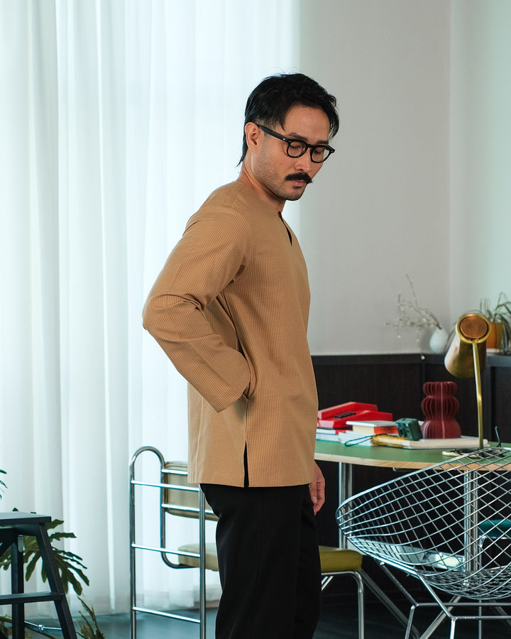 Kurta Malek Garis - Khakis