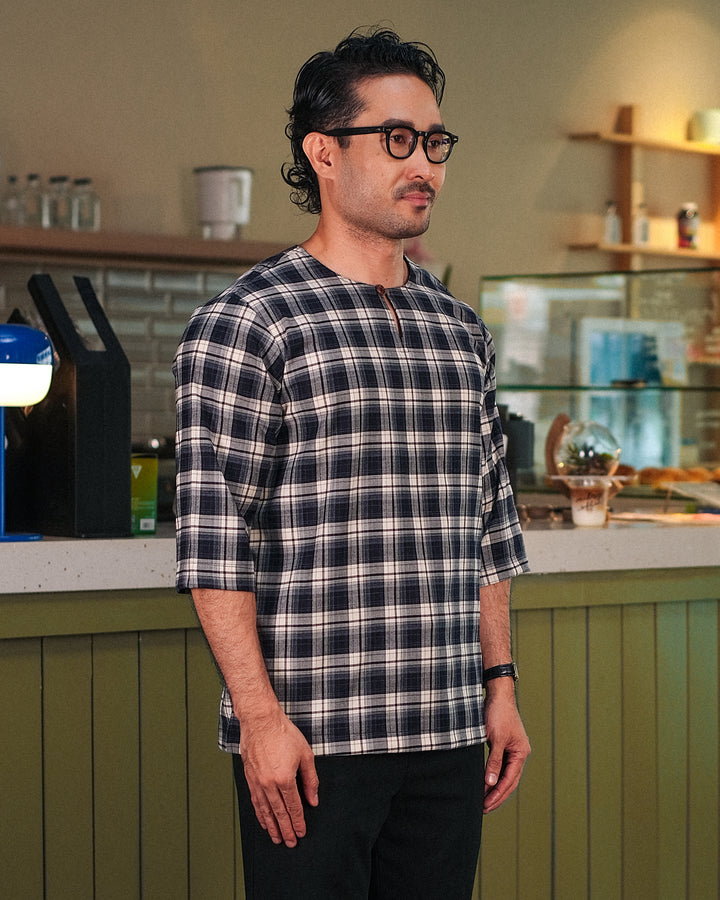 Kurta Larik Pelikat - Navy