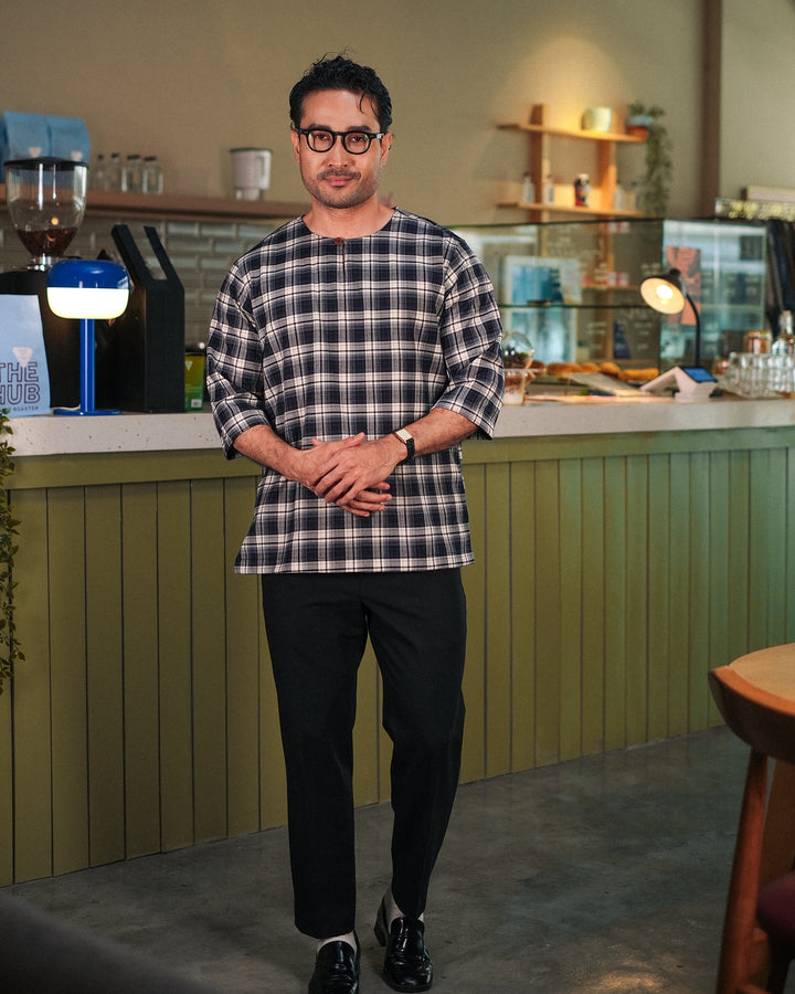 Kurta Larik Pelikat - Navy