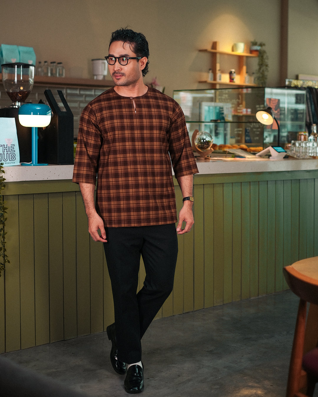 Kurta Larik Pelikat - Brown