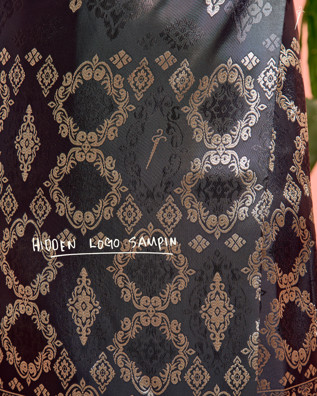 Kesuma Original Sampin Adult - Black & Gold