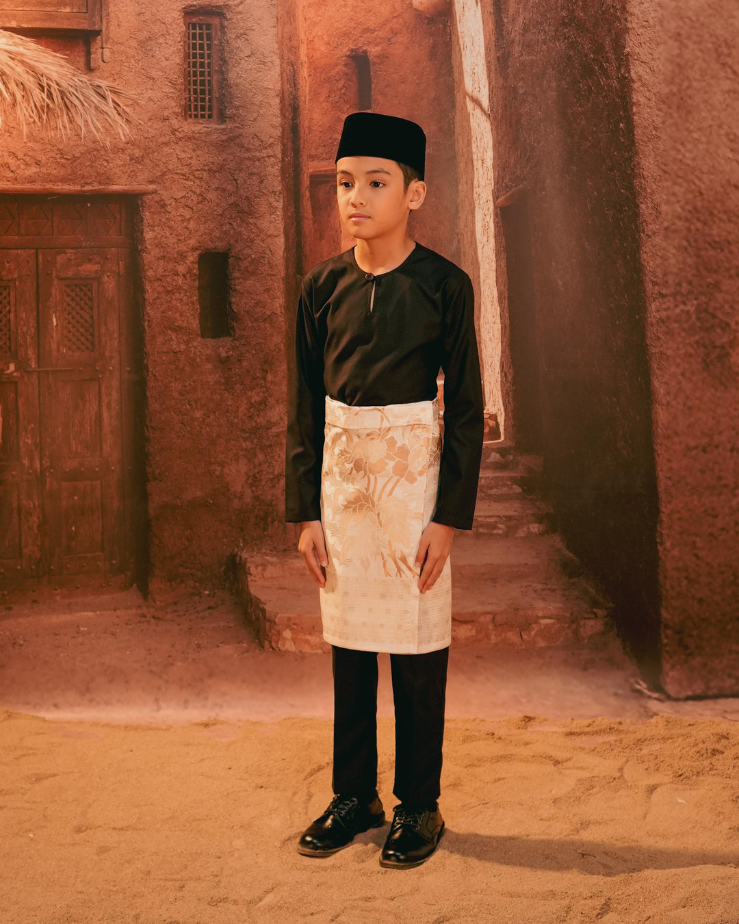 Bunga Raya Instant Sampin Kid - Offwhite & Gold