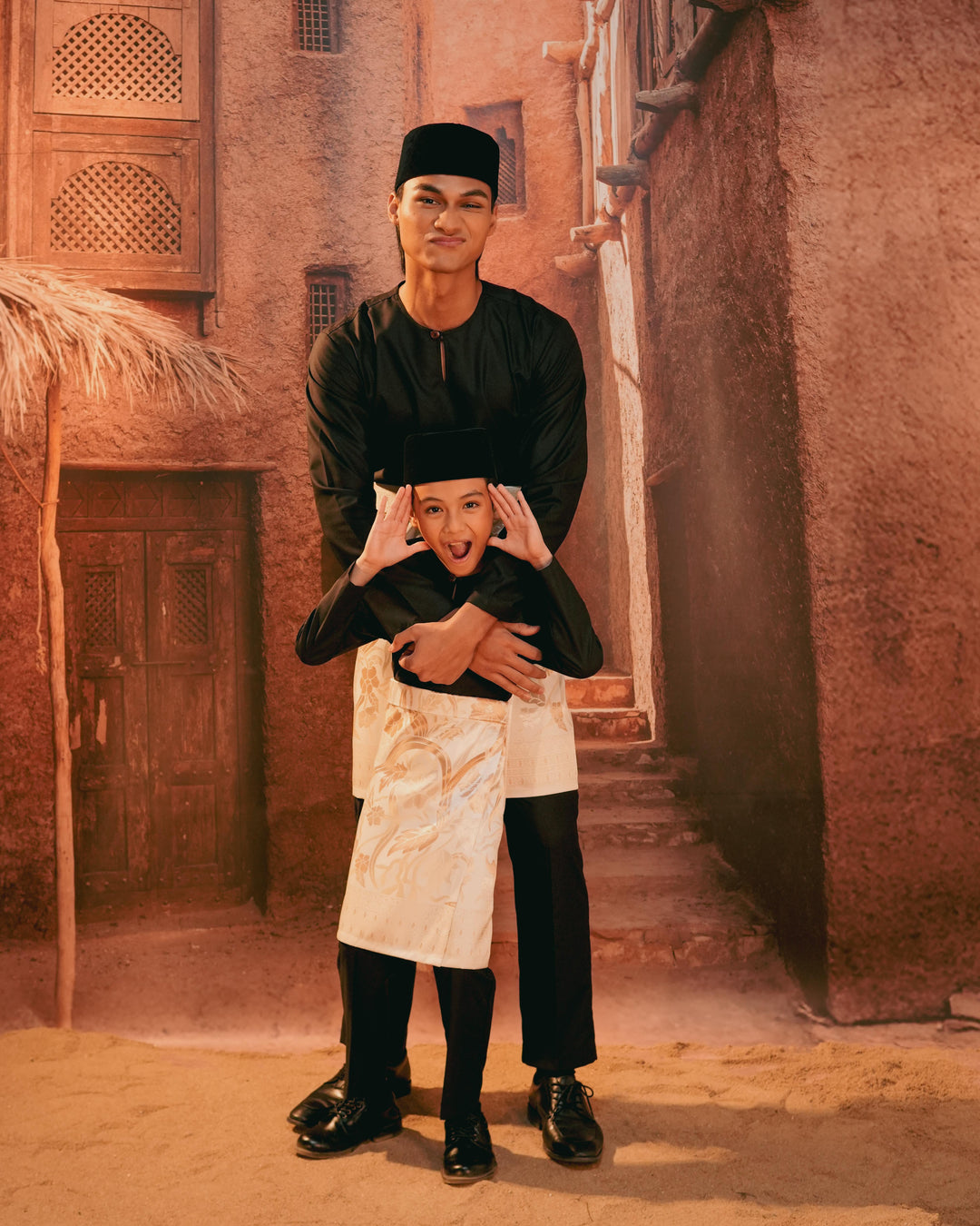 Anyaman Lestari Instant Sampin Kid - Offwhite & Gold