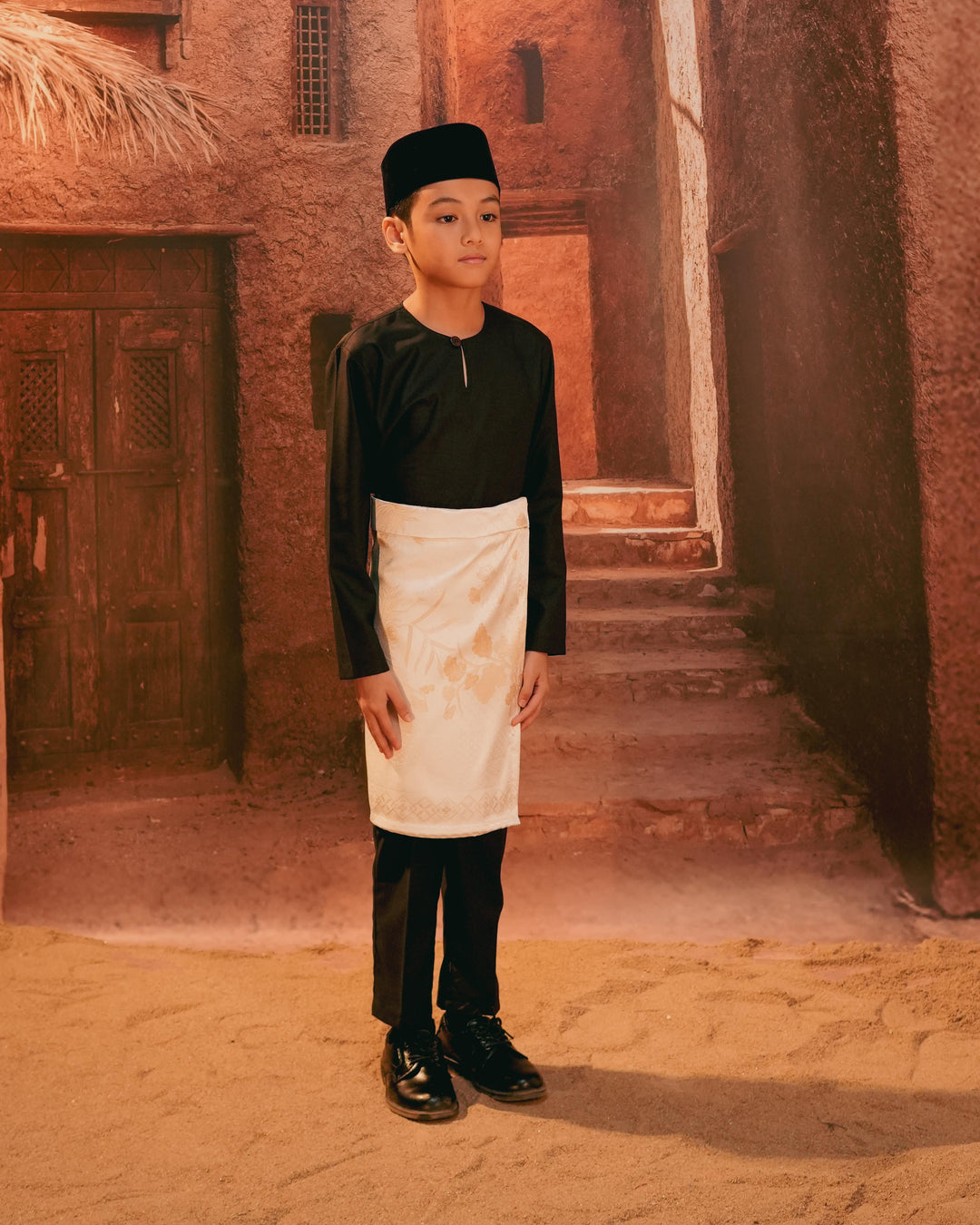 Purnama Instant Sampin Kid - Offwhite & Gold