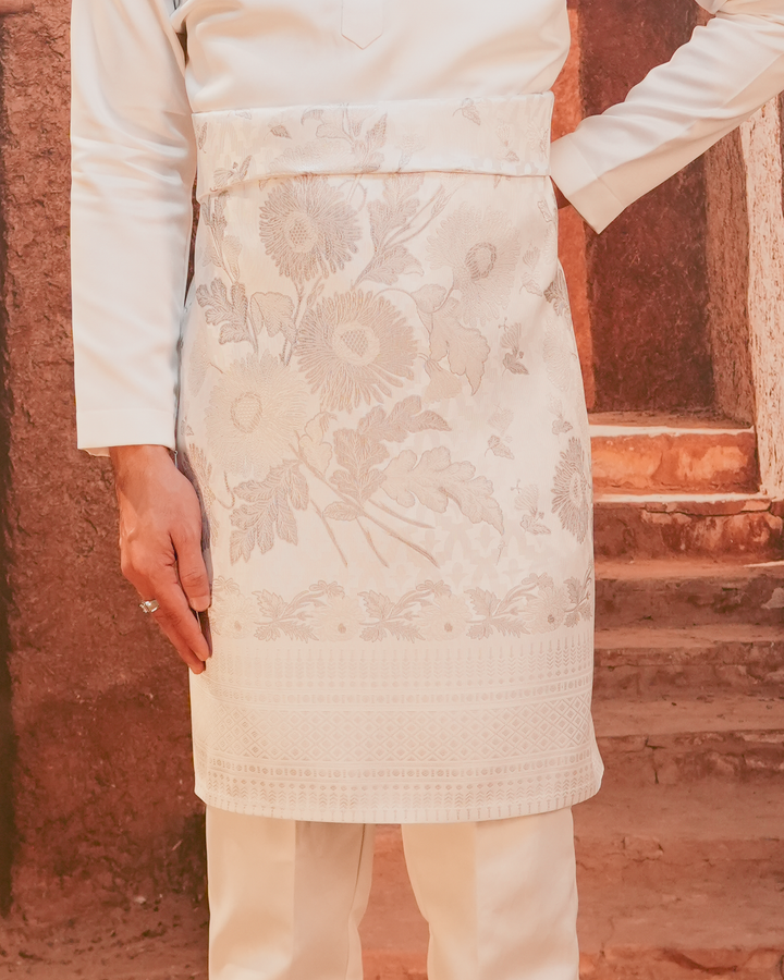 Kekwa Warisan Original Sampin Adult - Offwhite & Silver