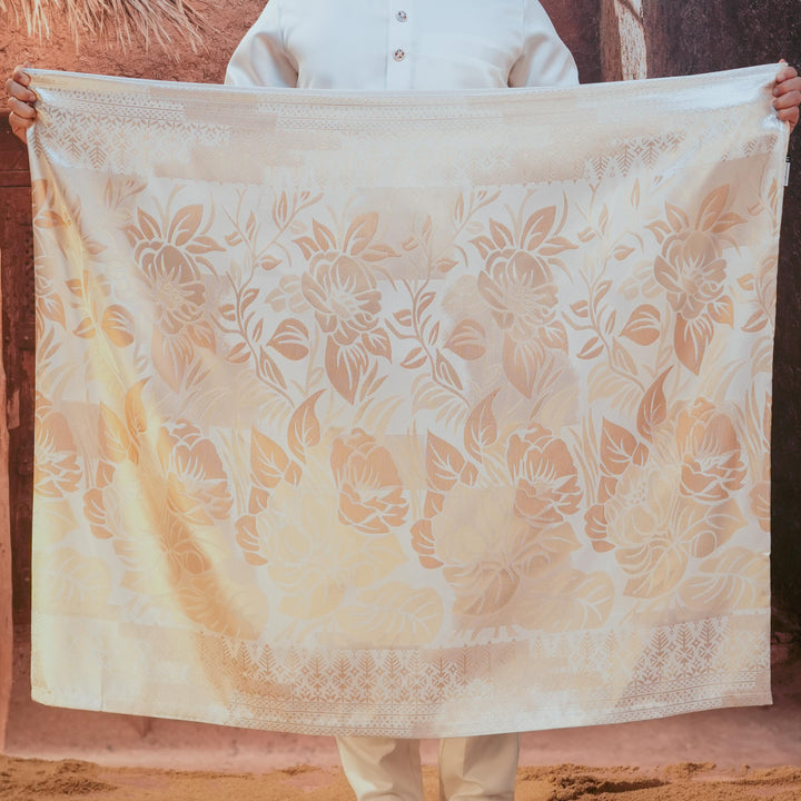 Leka Pantai Original Sampin Adult - Offwhite & Gold - SampinExclusiveMy