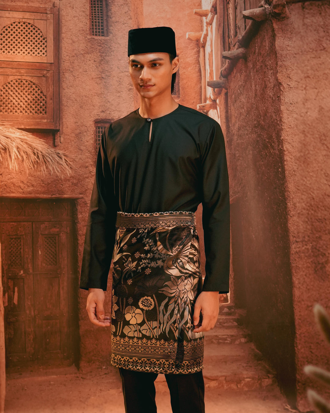 Rimba Hijau Instant Sampin Adult - Black & Gold