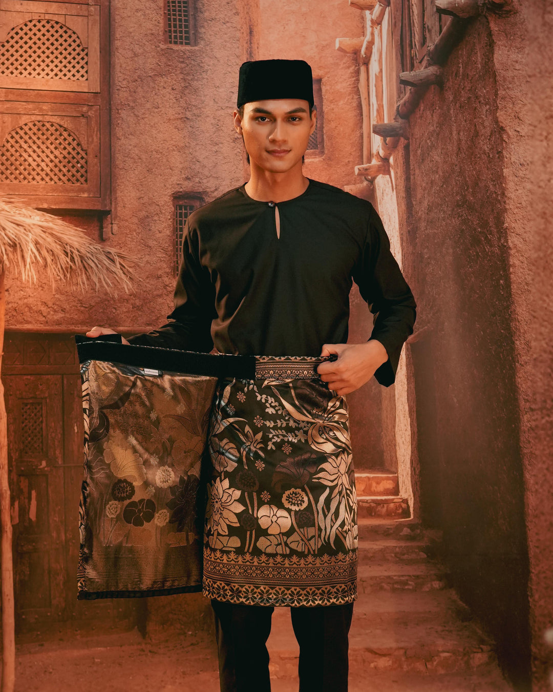 Rimba Hijau Instant Sampin Adult - Black & Gold