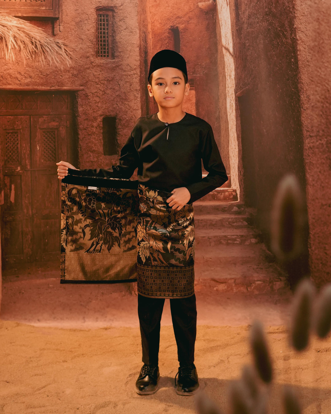 Bunga Raya Instant Sampin Kid - Black & Gold