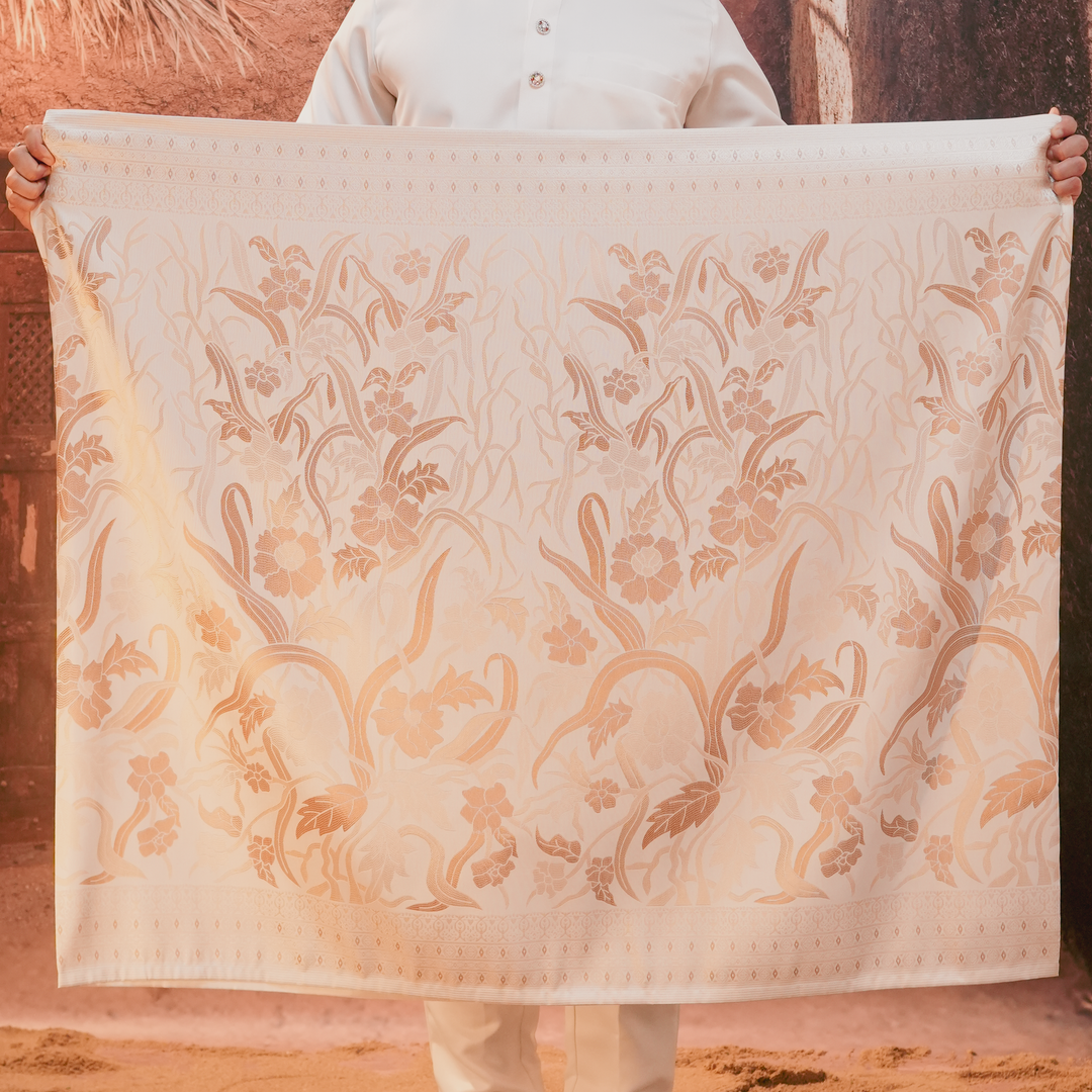 Anyaman Lestari Original Sampin Adult - Offwhite & Gold