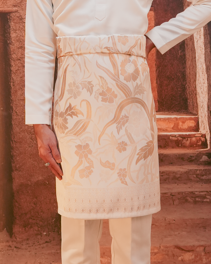 Anyaman Lestari Original Sampin Adult - Offwhite & Gold