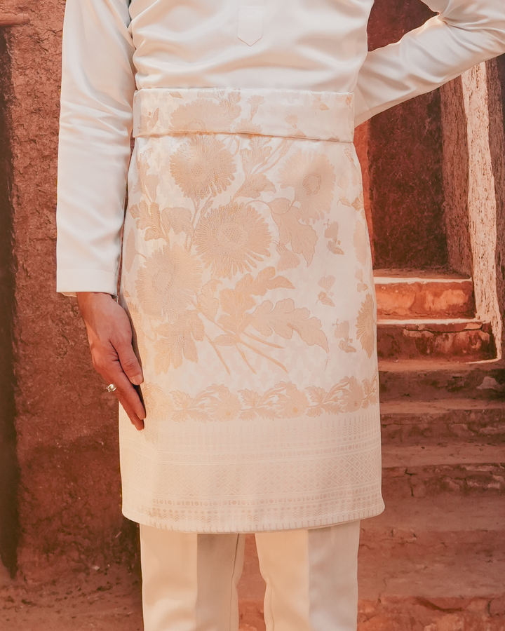 Kekwa Warisan Original Sampin Adult - Offwhite & Gold