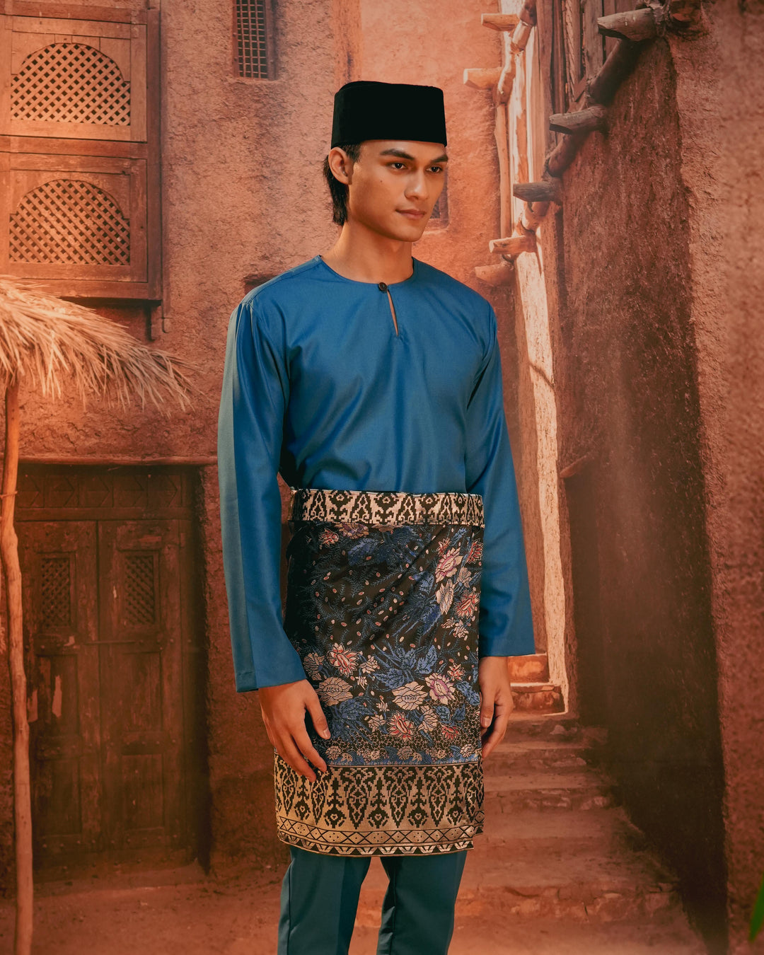 Seri Istana Instant Sampin Adult - Navy Blue & Gold