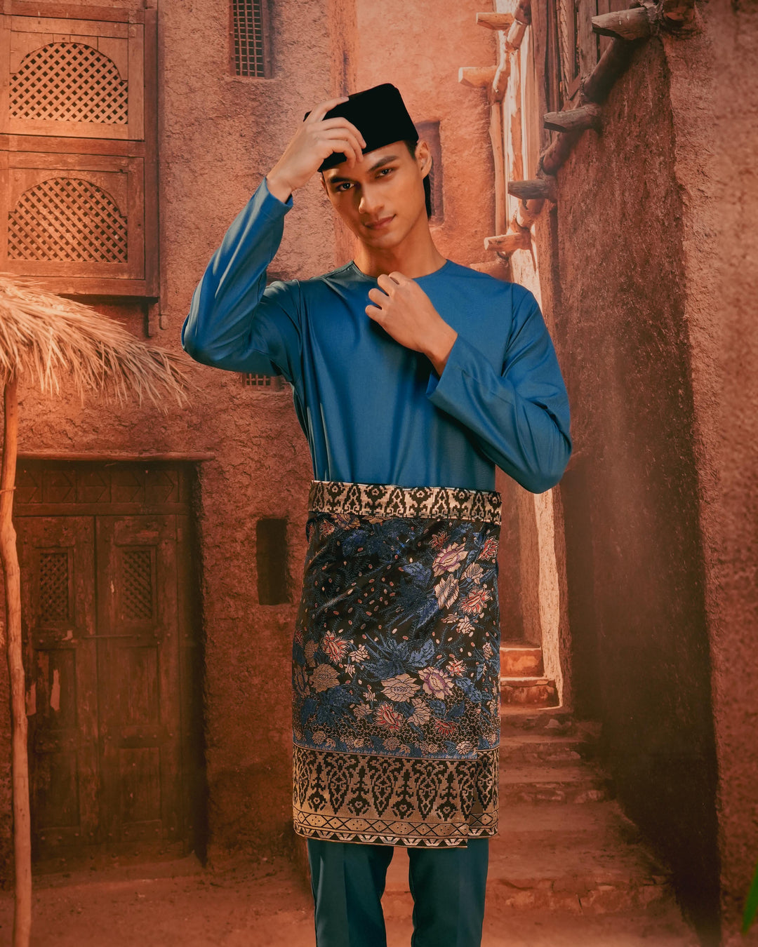 Seri Istana Instant Sampin Adult - Navy Blue & Gold