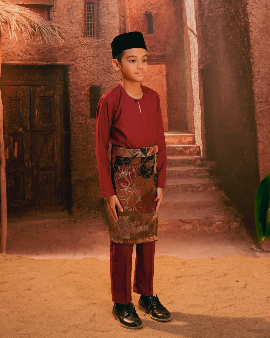 Leka Pantai Instant Sampin Kid - Maroon & Gold