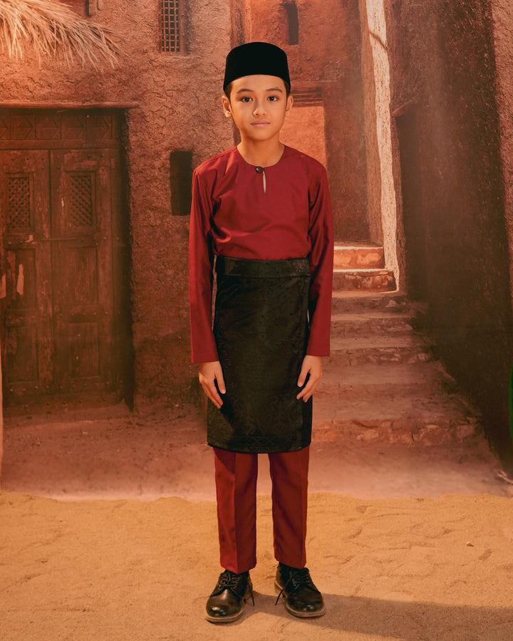 Seri Istana Instant Sampin Kid - Black & Black