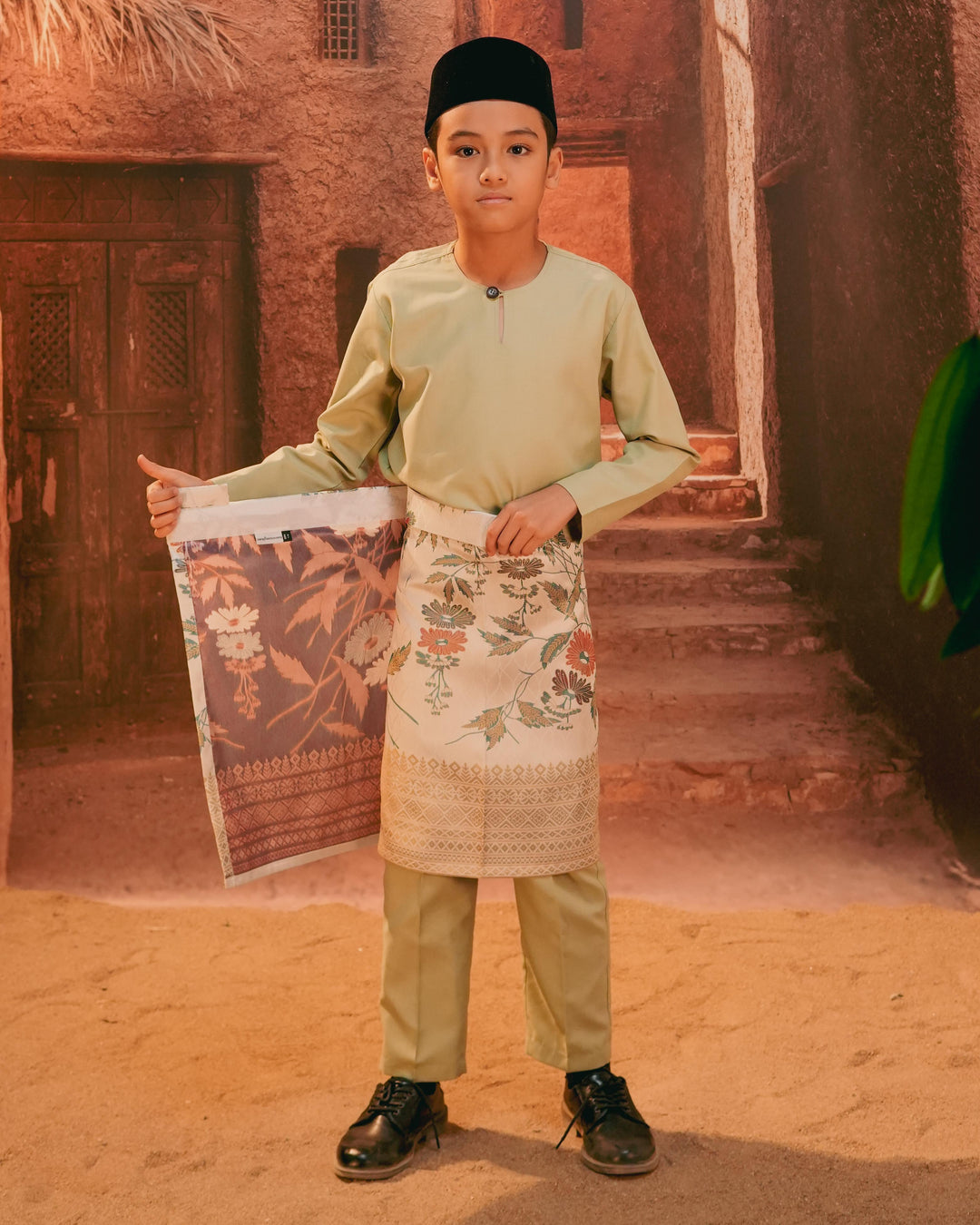 Seri Kenanga Instant Sampin Kid - Soft Maroon & Green