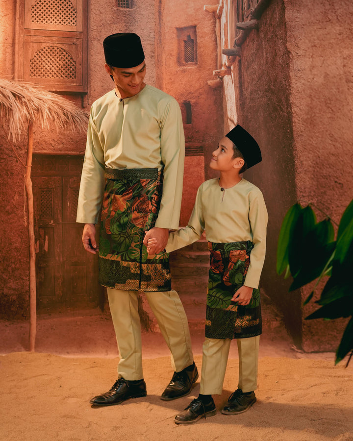 Leka Pantai Instant Sampin Adult - Green & Gold