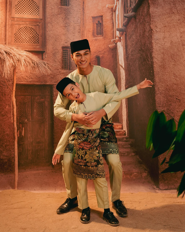 Rimba Hijau Instant Sampin Kid - Green & Gold