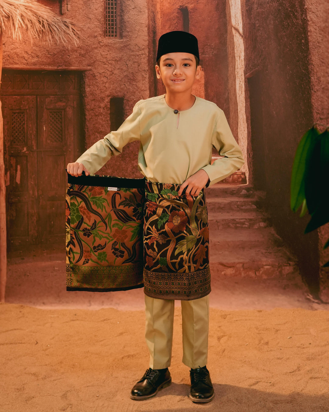 Anyaman Lestari Instant Sampin Kid - Green & Gold