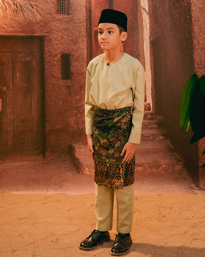 Seri Istana Instant Sampin Kid - Green & Gold