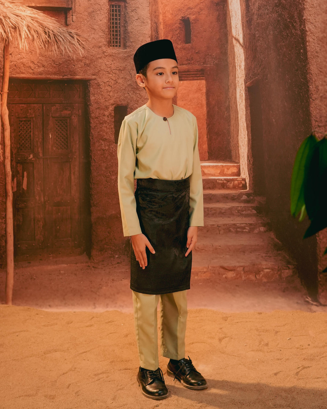 Bunga Raya Instant Sampin Kid - Black & Black