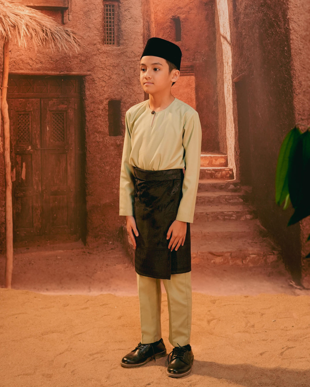 Bunga Raya Instant Sampin Kid - Black & Black