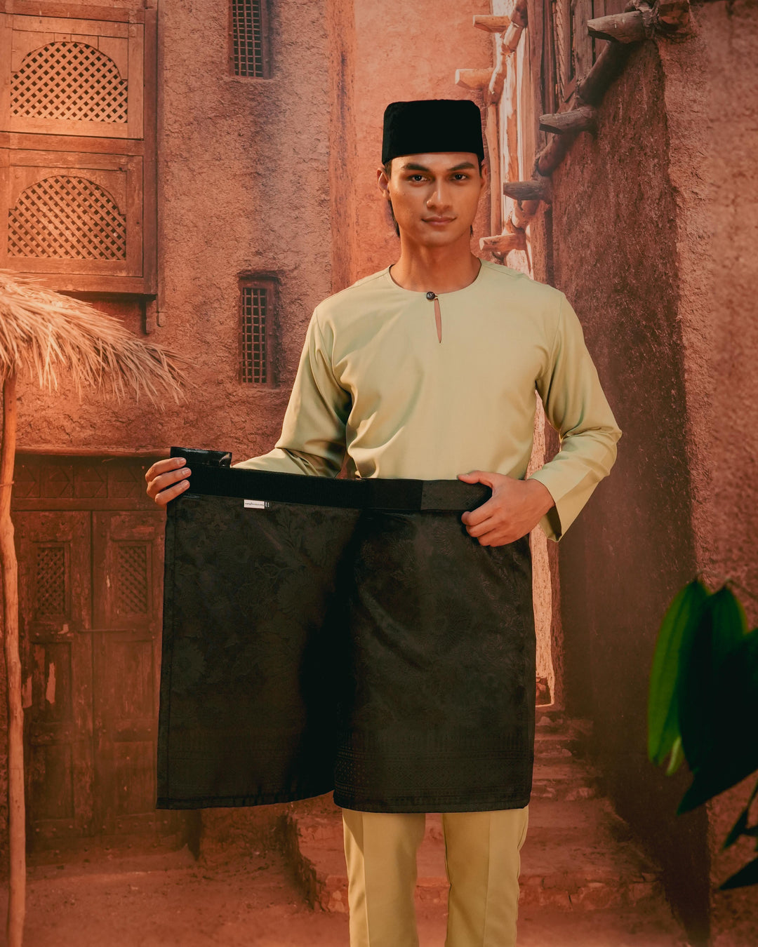 Kekwa Warisan Instant Sampin Adult - Black & Black