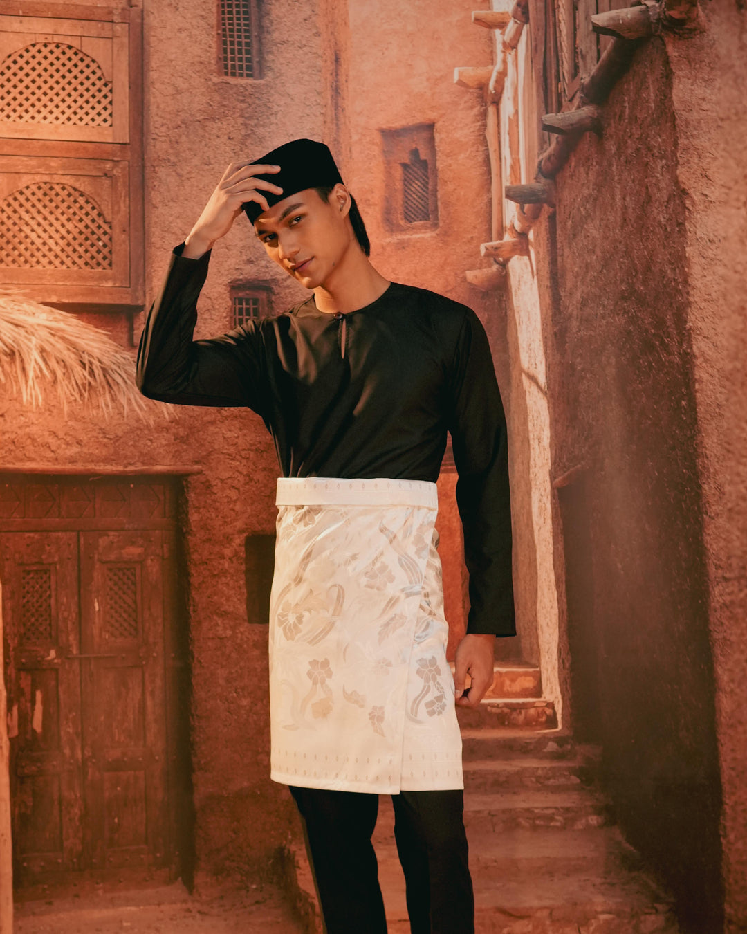 Anyaman Lestari Instant Sampin Adult - Offwhite & Silver