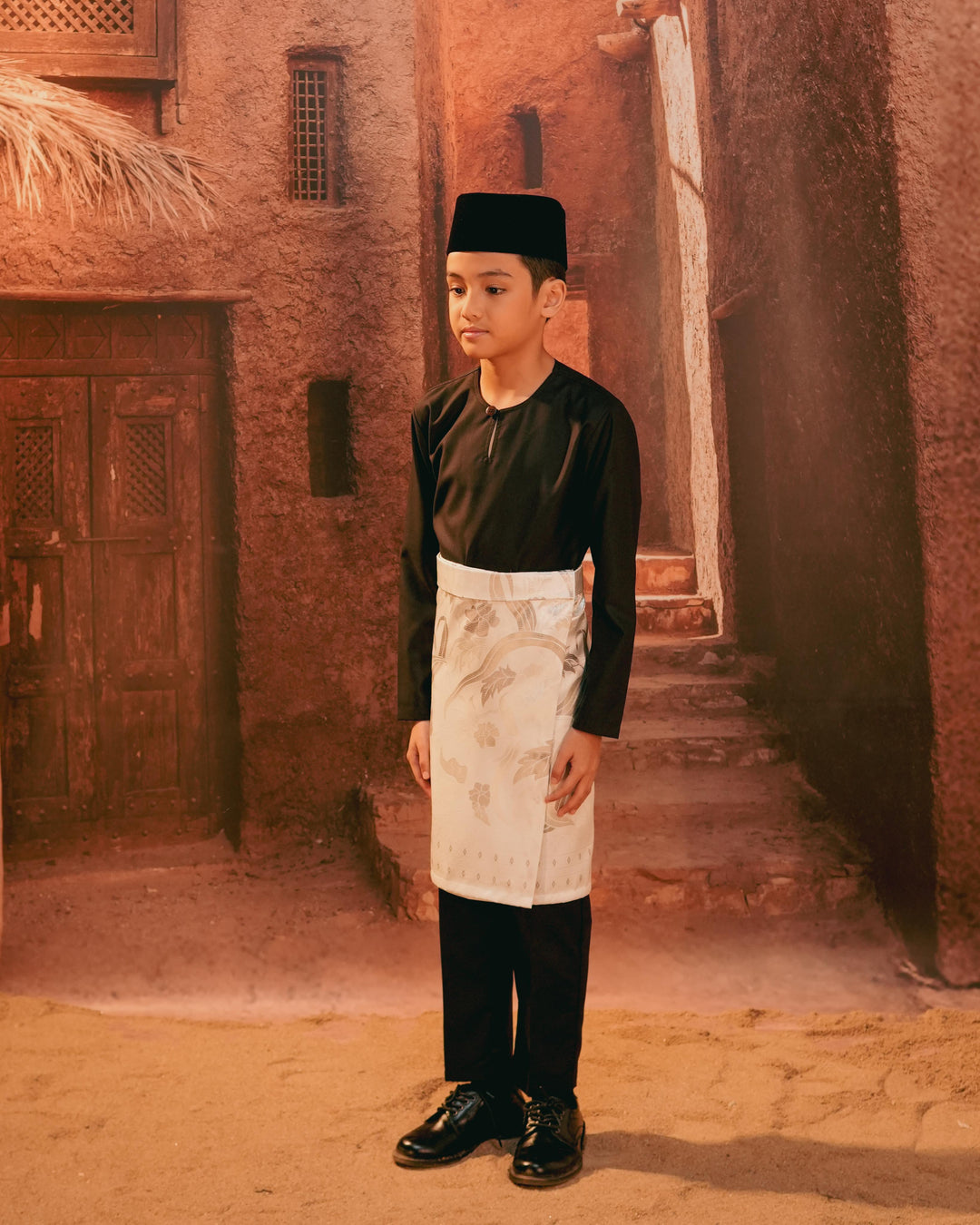 Anyaman Lestari Instant Sampin Kid - Offwhite & Silver