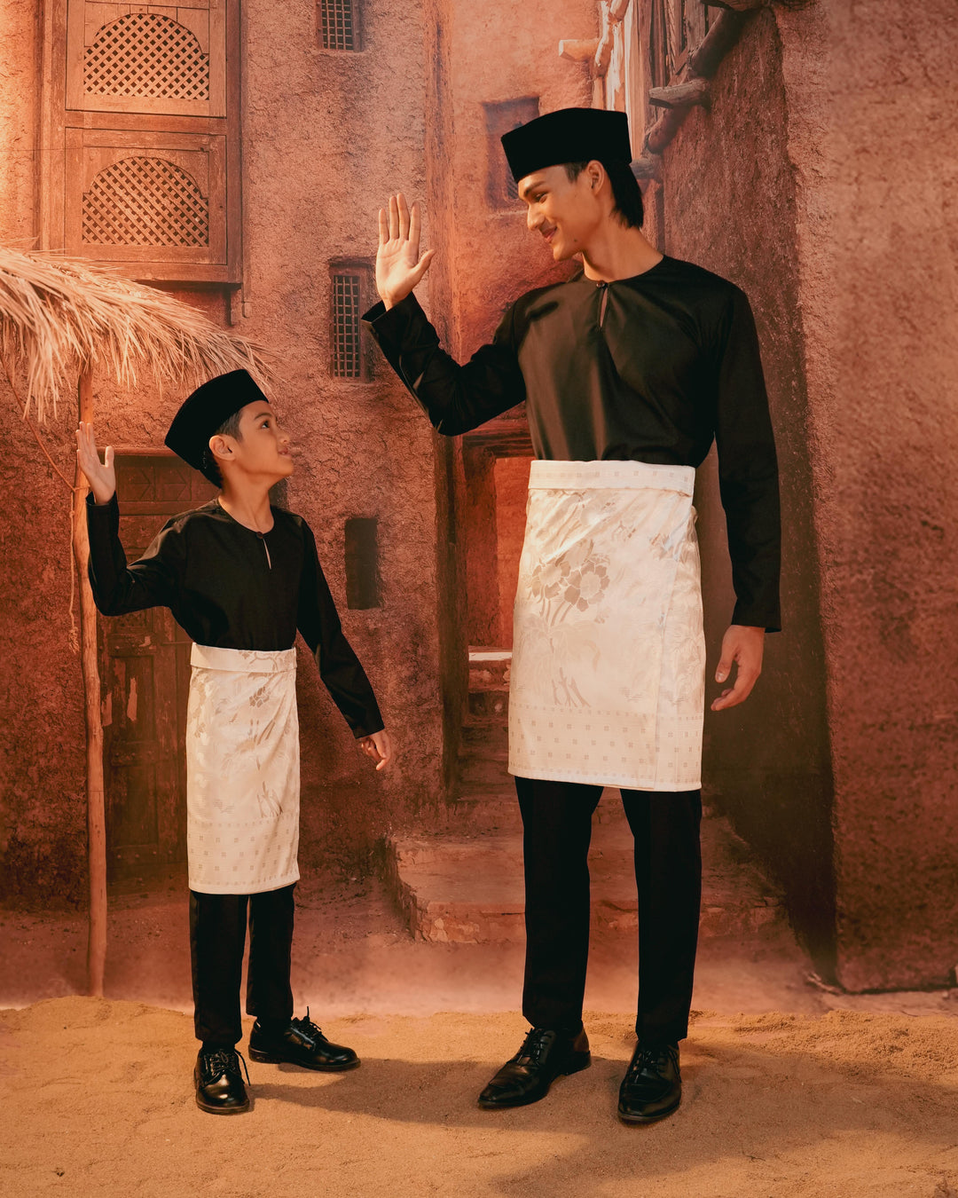 Bunga Raya Instant Sampin Kid - Offwhite & Silver