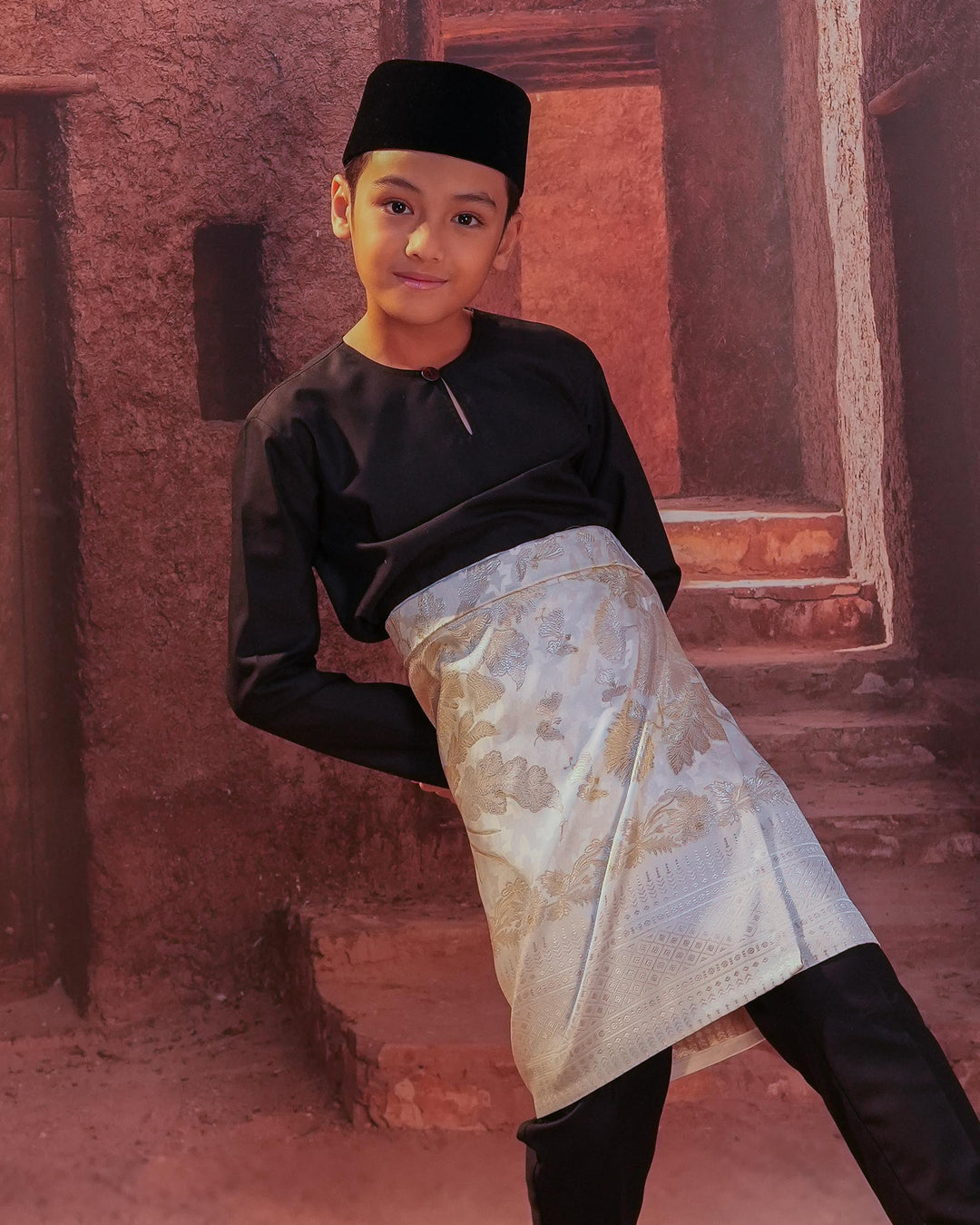 Kekwa Warisan Instant Sampin Kid - Offwhite & Gold - SampinExclusiveMy