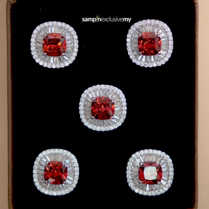 Butang zircon Tuah - Red