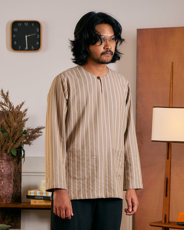 Kurta Lapis - Khakis