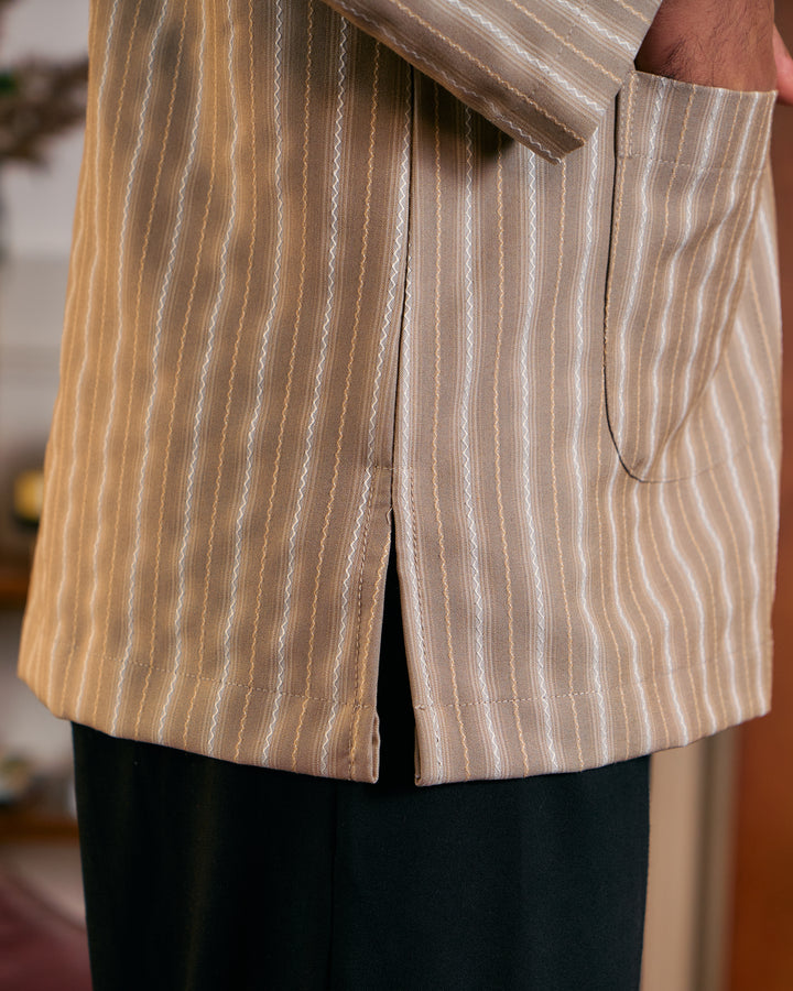 Kurta Lapis - Khakis