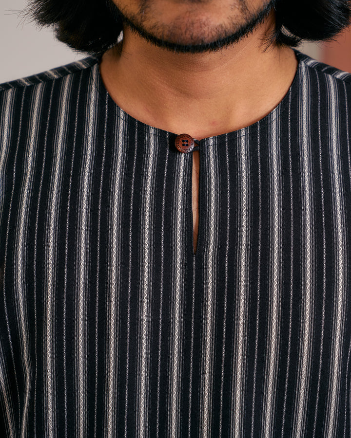 Kurta Lapis - Black