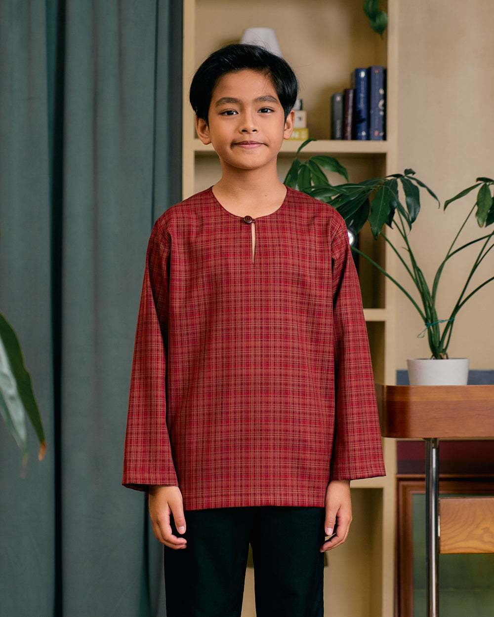 Red Kurta Tera for kids - relaxed unisex fit, side view